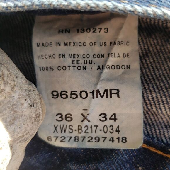 Wrangler Mens 36 x 34 Relaxed Fit Jeans Dark Blue Denim Classic 5-Pocket Style - Picture 2 of 6